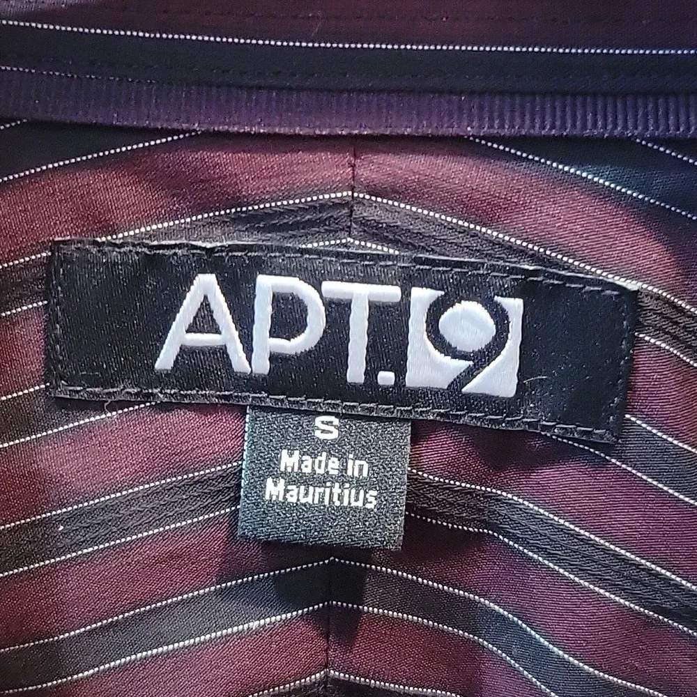 Mens Apt. 9 Dress shirt . - Picture 2 of 4